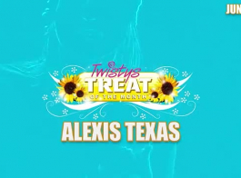 تلعب أليكسيس تكساس وصديقاتها المثليات أغنية ثنائية من السحاقيات ، بينما كانوا على الدرج